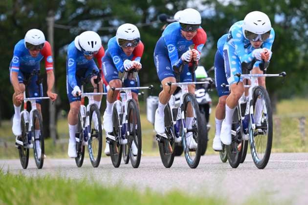 Tour Auvergne - Rhone-Alpes 2026 Stage 3 PERREUX, FRANCE - JUNE 09 : Berthet Clement (FRA) of Groupama - FDJ United, Braz Afonso Clement (FRA) of Groupama - FDJ United, Decomble Maxime (FRA) of Groupama - FDJ United, Geniets Kevin (LUX) of Groupama - FDJ United, Martin Guillaume (FRA) of Groupama - FDJ United, Molard Rudy (FRA) of Groupama - FDJ United, Pacher Quentin (FRA) of Groupama - FDJ United during stage 3 of the 78th edition of Tour Auvergne - Rhone-Alpes an UCI World Tour 2.UWT Team Time Trial stage for Men Elite of 28.4 km with start in Perreux and finish in Perreux on June 9, 2026 in Perreux, France, 09 06 2026 ( Motordriver Guy De Vuyst - Perreux France Copyright: xVincentxKalutx