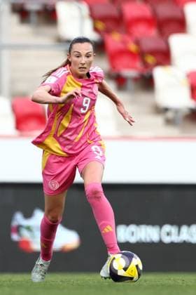 Caroline Weir of Scotland Women Israel Women v Scotland Women, FIFA 2027 Women s World Cup Qualifying, Football, Bozsnik Arena, Budapest, Hungary - 09 Jun 2026Budapest Bozsnik Arena Hungary EDITORIAL USE ONLY No use with unauthorised audio, video, data, fixture lists, club league logos or live services. Online in-match use limited to 120 images, no video emulation. No use in betting, games or single club league player publications. Copyright: xNikolaxKrstic Shutterstockx 16911191ak
