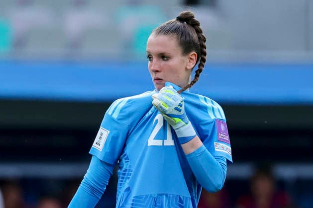 Goalkeeper Ena Mahmutovic Germany looks disappointed, FIFA Women s World Cup 2027 Qualifier, Slovenia v Germany, Stadion Stozice on June 09, 2026 in Ljubljana, Slovenia Photo by Marco Steinbrenner DeFodi Images Goalkeeper Ena Mahmutovic Germany looks disappointed, FIFA Women s World Cup 2027 Qualifier, Slovenia v Germany, Stadion Stozice, June 9, 2026 in Ljubljana, Slovenia Photo by Marco Steinbrenner DeFodi Images