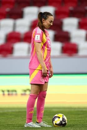 Caroline Weir of Scotland Women sets herself to take the penalty kick Israel Women v Scotland Women, FIFA 2027 Women s World Cup Qualifying, Football, Bozsnik Arena, Budapest, Hungary - 09 Jun 2026Budapest Bozsnik Arena Hungary EDITORIAL USE ONLY No use with unauthorised audio, video, data, fixture lists, club league logos or live services. Online in-match use limited to 120 images, no video emulation. No use in betting, games or single club league player publications. Copyright: xNikolaxKrstic Shutterstockx 16911191bi