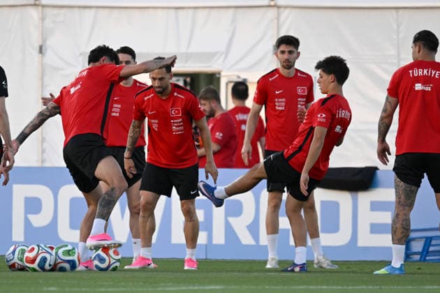 Turkiye continues World Cup preparations in Arizona ahead of Australia opener MESA, ARIZONA, US - JUNE 09: Demir Ege Tiknaz, Hakan Calhanoglu and Arda Guler of the Turkish national football team attend the training session at the Arizona Athletic Grounds in Mesa, Arizona, United States on June 09, 2026. Turkiye s national football team continued its preparations for the 2026 FIFA World Cup, WM, Weltmeisterschaft, Fussball with a training session. Turkiye will open Group D play against Australia on June 13 at BC Place Stadium in Vancouver, Canada at 9 p.m. local time (0400GMT on June 14). Tayfun Coskun Anadolu Arizona United States. Editorial use only. Please get in touch for any other usage. Copyright: x2026xAnadoluxTayfunxCoskunx