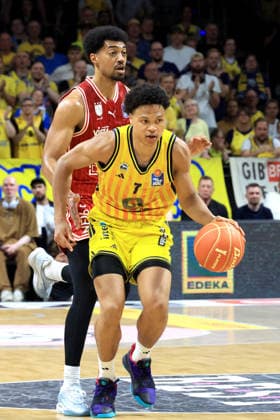 DEU, easyCredit BBL, ALBA vs Bamberg, 09 06 2026, Max Schmeling Halle, Berlin, DEU, easyCredit BBL, ALBA vs Bamberg, pictured Jack Kayil ALBA Berlin 7 , Ibrahim Watson Boye Bamberg 2 nordphotoxGmbHx xEngler nph00076