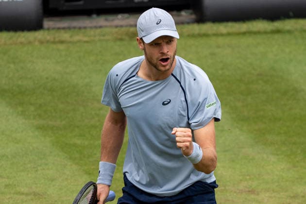 Yannick Hanfmann, goal celebration, cheering, joy, emotions, gesture, Mattia Bellucci vs Yannick Hanfmann, Tennis, ATP Tournament, Boss Open, Center Court, Round of 16, 10 06 2026, Mattia Bellucci vs Yannick Hanfmann, Tennis, ATP Tournament, Boss Open, Center Court, Round of 16, 10 06 2026, Stuttgart Copyright: xEibner-Pressefoto EdwardxCheungx EP_ECG