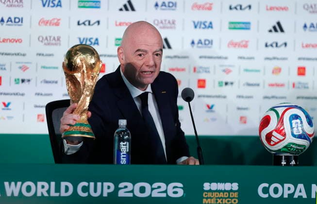 Fußball, FIFA WM 2026, Pressekonferenz in Mexiko-City mit Gianni Infantino #2 Infantino attends a press conference, PK, Pressekonferenz on the eve of the FIFA World Cup, WM, Weltmeisterschaft, Fussball 2026 opening match FIFA President Gianni Infantino attends a press conference on the eve of the FIFA World Cup 2026 opening match, in Mexico City, Mexico, 10 June 2026. MEXICO CITY Mexico Copyright: xISAACxESQUIVELx