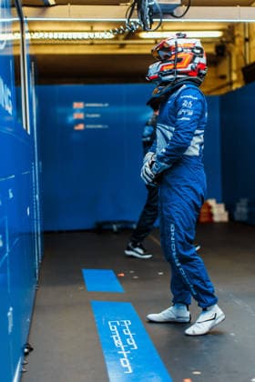 Motorsport, 24 Stunden von Le Mans, Training und Qualifikation #2 24 HEURES DU MANS 2026 - FREE PRACTICE AND QUALIFIYING SESSION PRIAULX Sebastian (gbr), Proton Competition, Ford Mustang LMGT3 77, LM GT3, portrait during the Free Practice and Qualifying session of the 24 Hours of Le Mans 2026, 3rd round of the 2026 FIA World Endurance Championship, from June 10 to 11, 2026 on the Circuit des 24 Heures du Mans in Le Mans, France - Copyright: xAndreaxLorenzinax