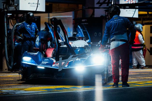 Motorsport, 24 Stunden von Le Mans, Training und Qualifikation #2 24 HEURES DU MANS 2026 - FREE PRACTICE AND QUALIFIYING SESSION 35 FELIX DA COSTA Antonio (prt), MILESI Charles (fra), HABSBURG Ferdinand (aut), Alpine Endurance Team, Alpine A424 35, Hypercar, action during the Free Practice and Qualifying session of the 24 Hours of Le Mans 2026, 3rd round of the 2026 FIA World Endurance Championship, from June 10 to 11, 2026 on the Circuit des 24 Heures du Mans in Le Mans, France - Copyright: xAndreaxLorenzinax
