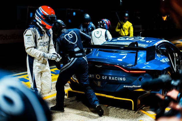 Motorsport, 24 Stunden von Le Mans, Training und Qualifikation #2 24 HEURES DU MANS 2026 - FREE PRACTICE AND QUALIFIYING SESSION 27 JAMES Ian (usa), ROBICHON Zacharie (can), DRUDI Mattia (ita), Heart of Racing Team, Aston Martin Vantage AMR LMGT3 27, LM GT3, action, pitstop, arrêt aux stands during the Free Practice and Qualifying session of the 24 Hours of Le Mans 2026, 3rd round of the 2026 FIA World Endurance Championship, from June 10 to 11, 2026 on the Circuit des 24 Heures du Mans in Le Mans, France - Copyright: xAndreaxLorenzinax