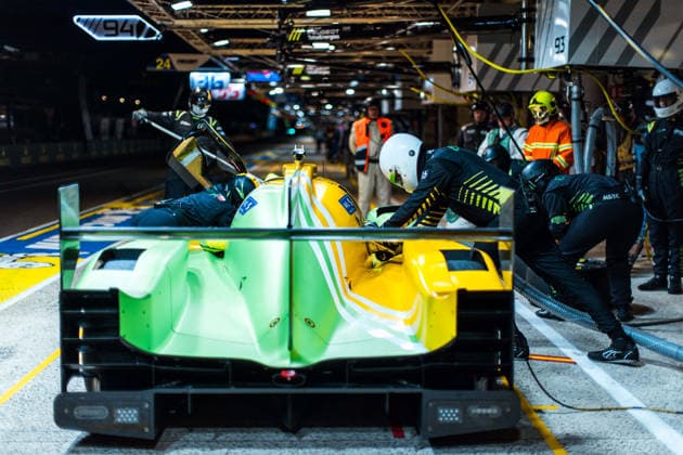 Motorsport, 24 Stunden von Le Mans, Training und Qualifikation #2 24 HEURES DU MANS 2026 - FREE PRACTICE AND QUALIFIYING SESSION 343 GARG Bijoy (usa), DE GERUS Reshad (fra), MÜLLER Nico (swi), Inter Europol Competition, Oreca 07 Gibson 343, LMP2, action, pitstop, arrêt aux stands during the Free Practice and Qualifying session of the 24 Hours of Le Mans 2026, 3rd round of the 2026 FIA World Endurance Championship, from June 10 to 11, 2026 on the Circuit des 24 Heures du Mans in Le Mans, France - Copyright: xAndreaxLorenzinax