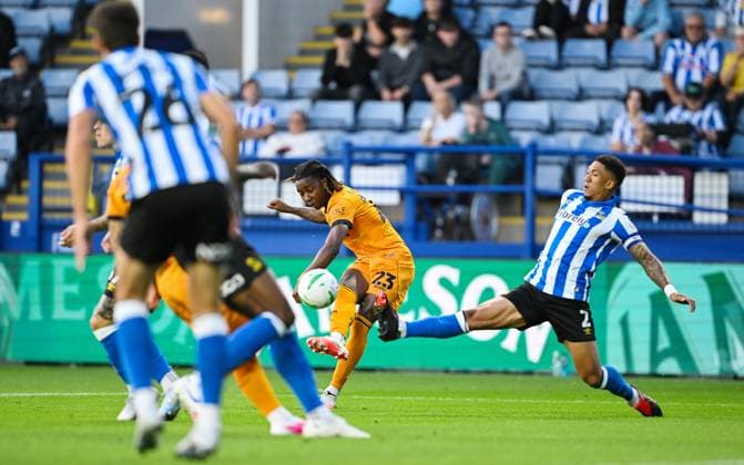 Tawanda Chirewa of Wolverhampton Wanderers cross causes chaos in the Sheffield Wednesday penalty area as Sil Swinkels of Sheffield Wednesday scores an own goal 0-1 Sheffield Wednesday v Wolverhampton Wanderers, EFL Carabao Cup, Second Round, Football, Hillsborough, Sheffield, UK - 25 Aug 2026Sheffield Hillsborough United Kingdom EDITORIAL USE ONLY No use with unauthorised audio, video, data, fixture lists, club league logos or live services. Online in-match use limited to 120 images, no video emulation. No use in betting, games or single club league player publications. Copyright: xGreigxCowie Shutterstockx 17114999ab