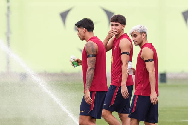 August 26, 2026, Sant Joan Despi, Barcelona, Spain: Joao Cancelo, Pau Cubarsi and Pedri during the training day of FC Barcelona, Barca ahead the Spanish League, Laliga EA Sports, football match against Athletic Club at Ciudad Esportiva Joan Gamper on August 26, 2026 in Sant Joan Despi, Barcelona, Spain. FC Barcelona Training And press conference, PK, Pressekonferenz - LaLiga EA Sports - ZUMAa181 20260826_zaa_a181_028 Copyright: xJavierxBorregox