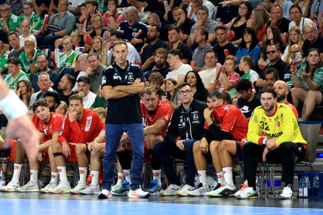 August 27, 2026, GER Germany, Handball, 1st Bundesliga, August 27, 2026, 2026–2027 season, Berlin, Füchse Berlin vs. Melsungen Head Coach Roberto Garcia Parrondo, MT Melsungen, Melsungen bench, Max Schmeling Hall, Berlin, Germany Copyright: xNordphotox xEnglerx