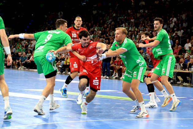 August 27, 2026, GER Germany, Handball, 1st Bundesliga, August 27, 2026, 2026–2027 season, Berlin, Füchse Berlin vs. Melsungen Simak, Frederik Füchse Berlin 9, Max Darj Füchse Berlin 5, Erik Balenciaga MT Melsungen 6, Berlin Max Schmeling Hall, Berlin, Germany Copyright: xNordphotox xEnglerx