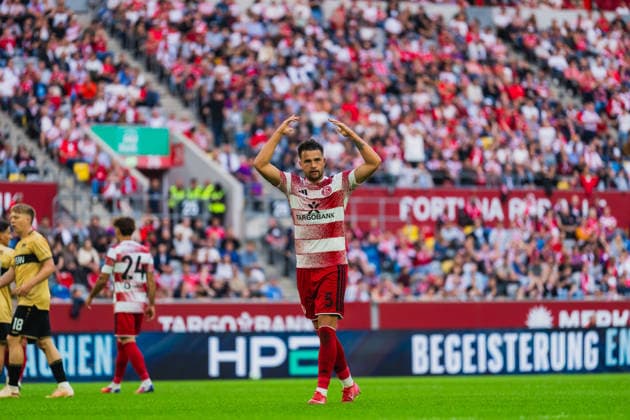 Yassine Bouchama of Fortuna Düsseldorf, No. 05, fires up the fans during Fortuna Düsseldorf vs. VFB Stuttgart II, soccer, 3. Liga, Matchday 3, 2026–27 season, August 28, 2026, DFL regulations prohibit any use of photographs as image sequences and or quasi-video. Fortuna Düsseldorf vs. VFB Stuttgart II, soccer, 3. Liga, Matchday 3, 2026–27 season, August 28, 2026, Düsseldorf Copyright: xEibner-Pressefoto LukasxBaldygax EP_LBA