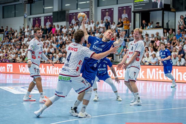 2 HBL TV Hüttenberg vs. TV Großwallstadt, August 28, 2026 Patrick Gempp (TV Großwallstadt), 7, David Sehnke (TV Hüttenberg), 4, Georg Löwen (TV Hüttenberg), 33, Leif Haack TV Hüttenberg, 20, 2 HBL TV Hüttenberg vs. TV Großwallstadt, Hüttenberg, August 26, 2028 Copyright: xBEAUTIFULxSPORTS Roeczeyx
