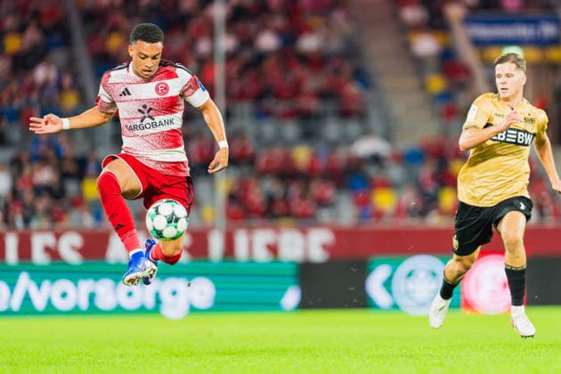 Steven van der Sloot of Fortuna Düsseldorf, No. 02, being marked by Oliver Roelke of VFB Stuttgart II, No. 11; Fortuna Düsseldorf vs. VFB Stuttgart II, soccer, 3rd League, Matchday 03, 2026–27 Season, August 28, 2026, DFL regulations prohibit any use of photographs as image sequences and or quasi-video, Fortuna Düsseldorf vs. VFB Stuttgart II, soccer, 3. Liga, Matchday 3, 2026–27 season, August 28, 2026, Düsseldorf Copyright: xEibner-Pressefoto LukasxBaldygax EP_LBA