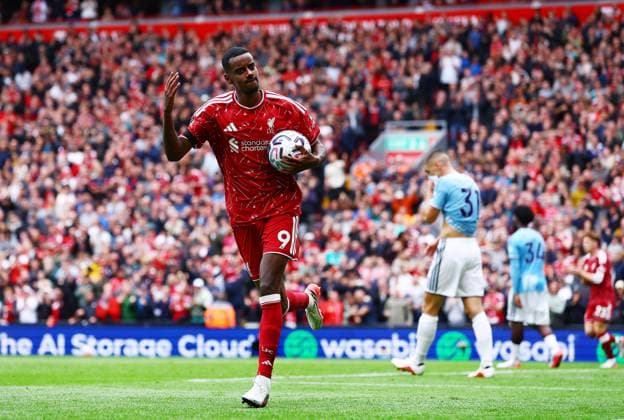 Alexander Isak of Liverpool celebrates scoring a goal to make it 1-1 Liverpool v Nottingham Forest, Premier League Football, Football, Anfield, Liverpool, UK - 29 Aug 2026Liverpool Anfield United Kingdom EDITORIAL USE ONLY No use with unauthorised audio, video, data, fixture lists, club league logos or live services. Online in-match use limited to 120 images, no video emulation. No use in betting, games or single club league player publications. Copyright: xMattxWest Shutterstockx 17118964y