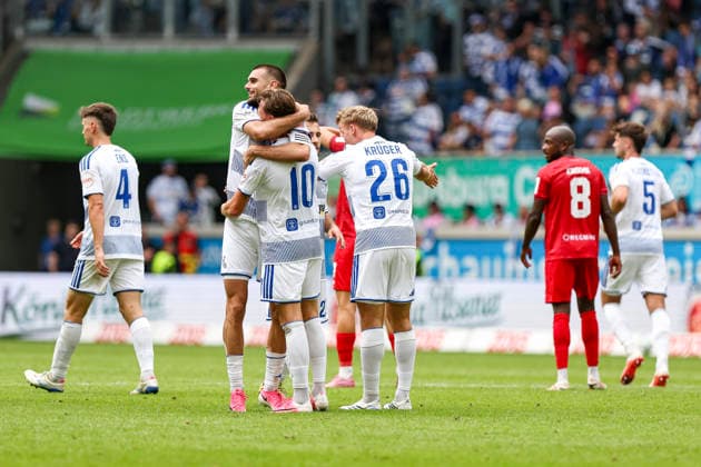 August 29, 2026, GER, Soccer, Men s, 3rd Division, 2026–2027 Season, MSV Duisburg vs. Würzburger Kickers, Christian Viet, Duisburg, goal celebration—celebrating his goal to make it 3–0 with Rasim Bulic, Duisburg, Schauinsland Arena, North Rhine-Westphalia, Germany Copyright: xAdrianxSchlüterx