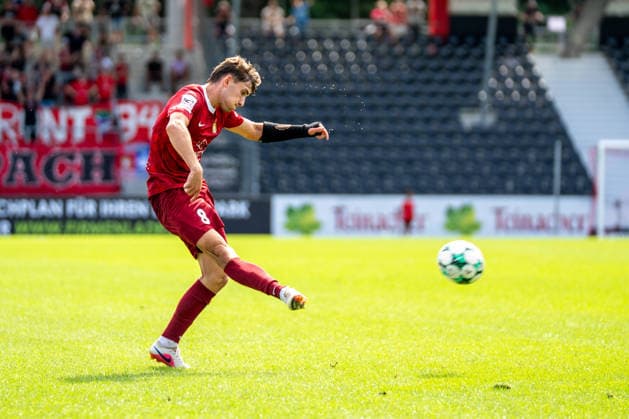 Elias Rahn, SG Sonnenhof Großaspach, 08, SG Sonnenhof Großaspach vs. FC Ingolstadt 04, Soccer, 3rd Division, Matchday 3, August 29, 2026, DFB regulations prohibit any use of photographs as image sequences and or quasi-video. Aspach, Baden-Württemberg, Germany Copyright: xkolbert-press PhilipxZieglerx