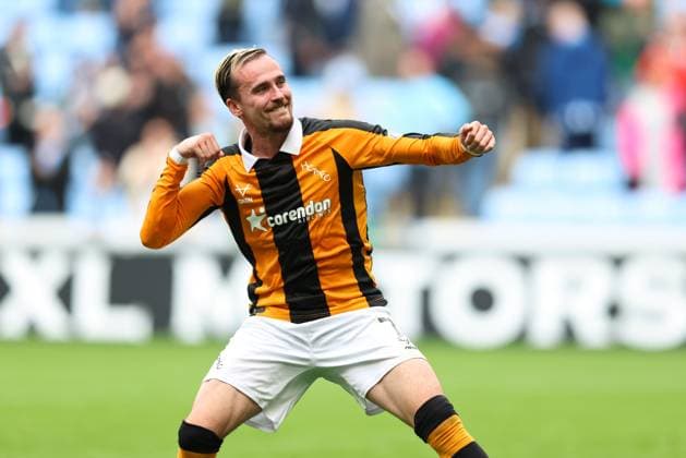 Liam Millar of Hull City celebrates at full time Coventry City v Hull City, Premier League Football, Football, Coventry Building Society Arena, Coventry, UK - 29 Aug 2026Coventry Coventry Building Society Arena United Kingdom EDITORIAL USE ONLY No use with unauthorised audio, video, data, fixture lists, club league logos or live services. Online in-match use limited to 120 images, no video emulation. No use in betting, games or single club league player publications. Copyright: xAndrewxFosker Shutterstockx 17119018es