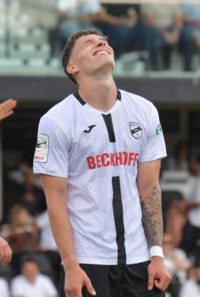 August 29, 2026, GER, Soccer, 3rd Division, 2026–2027 Season, Matchday 3, Sportclub Arena, Verl SC Verl vs. Fortuna Köln 1–2, Tim Heike (SC Verl), Action, Single Frame, Close-up, Facial Expressions, Gestures, Disappointed, Disappointment