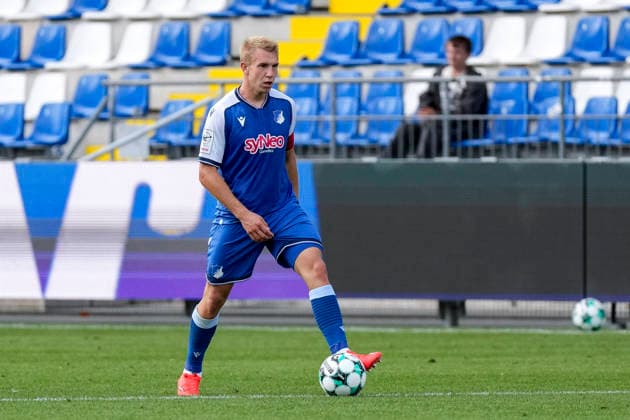 Valentin Lässig TSG II, 6, on the ball, isolated figure, full-body shot, single frame, single photo, action, 29 08 2026, Sinsheim, Germany, soccer, 3rd Division, TSG 1899 Hoffenheim II vs. SSV Jahn Regensburg, DFB and DFL regulations prohibit any use of photographs as image sequences and or quasi-video xozx