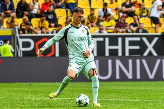 Stefan Bajic, goalkeeper for Alemannia Aachen, 23, with the ball, game scene, cutout, full-body, single frame, action, August 29, 2026, Aachen, Germany, soccer, 3. Liga, TSV Alemannia Aachen vs. SV Meppen, soccer, 3rd Division, TSV Alemannia Aachen vs. SV Meppen, DFB and DFL regulations prohibit any use of photographs as image sequences and or quasi-video xmhx