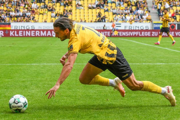 Petros Bagkalianis, Alemannia Aachen, 2 after a foul, foul, foul, August 29, 2026, Aachen, Germany, soccer, 3rd League, TSV Alemannia Aachen vs. SV Meppen, soccer, 3rd League, TSV Alemannia Aachen vs. SV Meppen, DFB and DFL regulations prohibit any use of photographs as image sequences and or quasi-video xmhx
