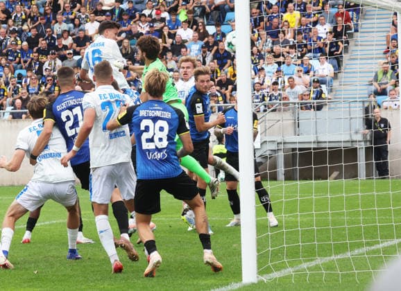 1 FC Saarbrücken vs. FC Hansa Rostock, Saarbrücken, August 30, 2026, Soccer, 3rd Division, 1 FC Saarbrücken vs. FC Hansa Rostock, 1–4, header by Lukas Wallner, FC Hansa Rostock, Saarbrücken, Ludwigsparkstadion, Saarland, Germany