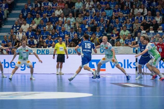 Miro Schluroff, backcourt, VfL Gummersbach 15, Game 23: VfL Gummersbach vs. SC Magdeburg, Opel Handball Bundesliga, Men s Division, Matchday 1, August 30, 2026, Gummersbach, North Rhine-Westphalia, Germany Copyright: xkolbert-press MartinxWdziecznyx