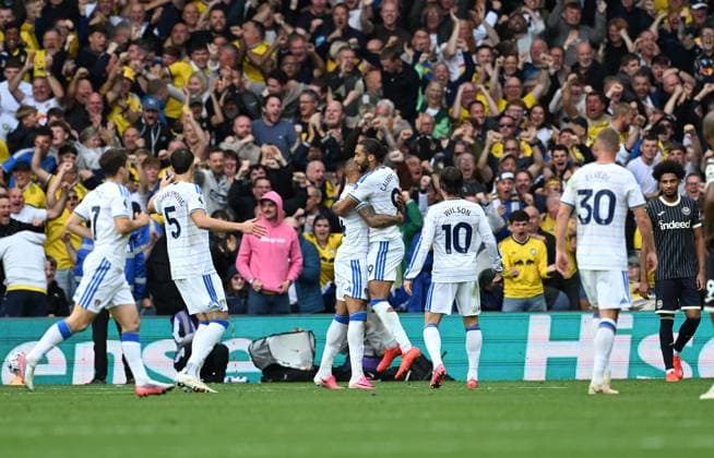 Dominic Calvert-Lewin of Leeds United celebrates after scoring the team s first goal Leeds United v Brentford, Premier League Football, Football, Elland Road, Leeds, UK - 30 Aug 2026Leeds Elland Road United Kingdom EDITORIAL USE ONLY No use with unauthorised audio, video, data, fixture lists, club league logos or live services. Online in-match use limited to 120 images, no video emulation. No use in betting, games or single club league player publications. Copyright: xAnnaxGowthorpe Shutterstockx 17119080ak