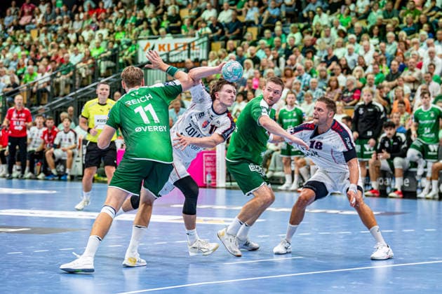 OPEL Handball Bundesliga: HSG Wetzlar vs. SG BBM Bietigheim, August 30, 2026; Jonas Josef (SG BBM Bietigheim), 10; Petter Oeverby (HSG Wetzlar), 11; Dominik Mappes (HSG Wetzlar), 7, Fabian Wiederstein (SG BBM Bietigheim), 18 OPEL Handball Bundesliga HSG Wetzlar vs. SG BBM Bietigheim, Wetzlar, August 30, 2026 Copyright: xBEAUTIFULxSPORTS Roeczeyx