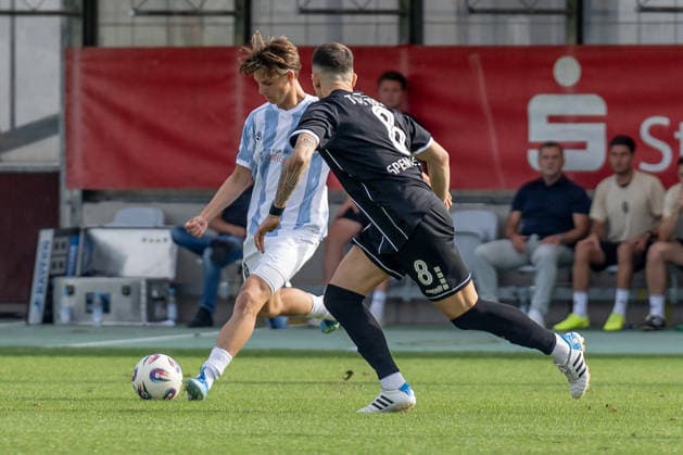 Raphael Ott (TSV 1860 Munich), 22, vs. Timo Spennesberger (TSV 1882 Landsberg), 08 GER, TSV 1860 Munich vs. TSV Landsberg 1882, Soccer, Bavarian Regional League, Matchday 6, 2026–2027 Season, August 30, 2026 DFL DFB regulations prohibit any use of photographs as image sequences and or quasi-video. Photo: HMB Media, Heike Feiner Copyright: HMBxMedia HeikexFeiner