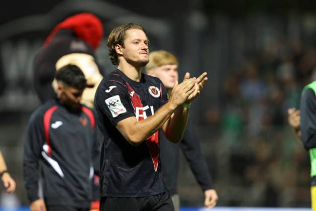 Tobias Eisenhuth, FC Viktoria Cologne, celebrates after the 4-1 victory during the 3. Liga match between Viktoria Cologne and Preussen Münster at Sportpark Höhenberg on August 30, 2026, in Cologne, Germany. Photo by Oliver Kaelke, DeFodi Images. Tobias Eisenhuth of FC Viktoria Cologne celebrates after winning during the 3. Liga match between Viktoria Cologne and Preussen Münster at Sportpark Höhenberg on August 30, 2026 in Cologne, Germany. Photo by Oliver Kaelke, DeFodi Images. DFB and DFL regulations prohibit any use of photographs as image sequences and or quasi-video. Photo by Oliver Kaelke, DeFodi Images.