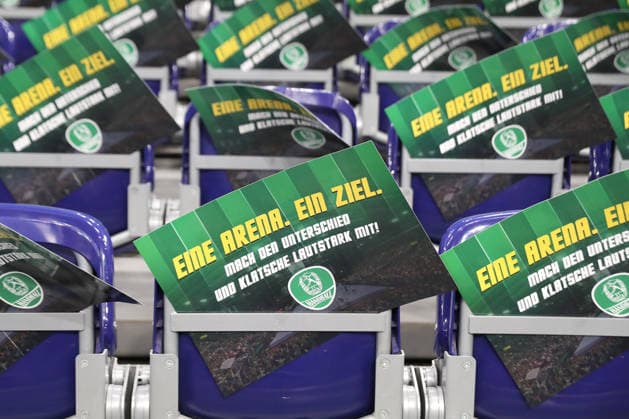 Handball, HBL2 SC DHfK Leipzig vs. GWD Minden, August 31, 2026. Cheering signs bearing the Back to the Top slogan are ready for the fans and spectators. ONE ARENA, ONE GOAL. Symbolic image, feature, team spirit. Handball, 2nd Bundesliga, 2026–2027 season, Matchday 1: SC DHfK Leipzig vs. GWD Minden on August 31, 2026, at the Quarterback Immobilien Arena Leipzig Copyright: xBEAUTIFULxSPORTS JanxKaeferx