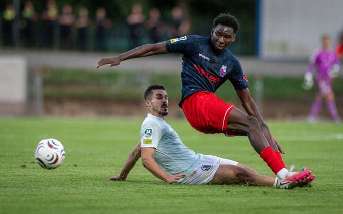 Soccer, 2026–2027 Season, Regionalliga West, September 1, 2026, Matchday 6, Men’s, 1 FC Bocholt (mint) vs. Bonner SC (blue-red) Referee: Marvin Lorch (1 FC Bocholt), Josue Santo (Bonner SC), Bocholt Stadion am Huenting, Germany 260901_fb_1fc-bocholt_bonner-sc_58361