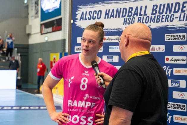 HSG Blomberg Lippe GER vs. TuS Metzingen GER, Handball, Women s Handball Bundesliga 1, Matchday 2, 2026–2027 Season, Blomberg, September 2, 2026—Ida Petzold of TuS Metzingen, No. 8, in an interview following the loss to HSG Blomberg Lippe (GER) at the Blomberg Synflex Arena on Ulmenallee, Germany