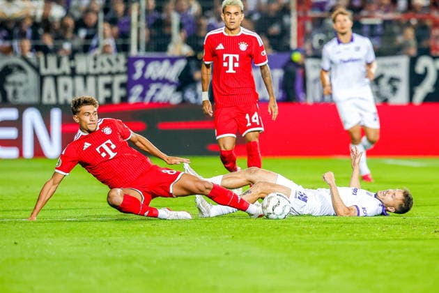 September 2, 2026, xkwix, Soccer, DFB Cup, VfL Osnabrück vs. FC Bayern Munich, Stadion an der Bremer Brücke, Round 1, 2026–2027 season: Patrick Kammerbauer of VfL Osnabrück (31) in a tackle against Tom Bischof of FC Bayern Munich (8). DFB regulations prohibit any use of photographs as image sequences and or quasi-video. Photo: xKamilxWilkowskixPressefotoKochx, Lower Saxony, Germany
