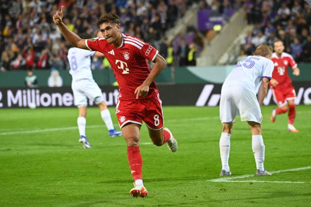 Tom BISCHOF M celebrates after scoring the goal to make it 1–2; celebration, cheering, joy, cheers, soccer, DFB Cup, 1st round, VfL Osnabrück vs. FC Bayern Munich on September 2, 2026, at the Stadion an der Bremer Brücke in Osnabrück, Germany. DFL and DFB regulations prohibit any use of photographs as image sequences and or quasi-video.