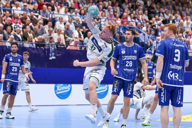 September 3, 2026, xkwix, Handball, Handball Bundesliga, TBV Lemgo Lippe vs. HSG Wetzlar, PHOENIX CONTACT arena, Matchday 2, 2026–2027 season: Georg Loewen of HSG Wetzlar takes a shot at the goal. Photo by xKamilxWilkowskixPressefotoKochx, North Rhine-Westphalia, Germany