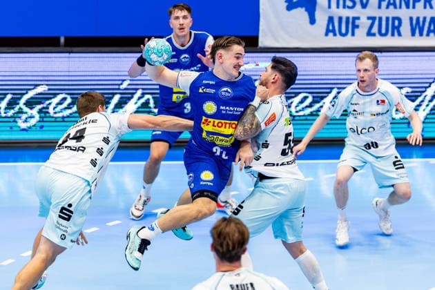 September 3, 2026, GER, Handball, Men, Season 26–27, Opel 1st Division, Matchday 2, ThSV Eisenach vs. HBW Balingen Weilstetten, Georg Poehle (HBW Balingen Weilstetten), Felix Aellen (ThSV Eisenach), 22, Csaba Leimeter (HBW Balingen Weilstetten), 99817 Eisenach, Werner Assmann, Halle Am Sportp, Thuringia, Germany