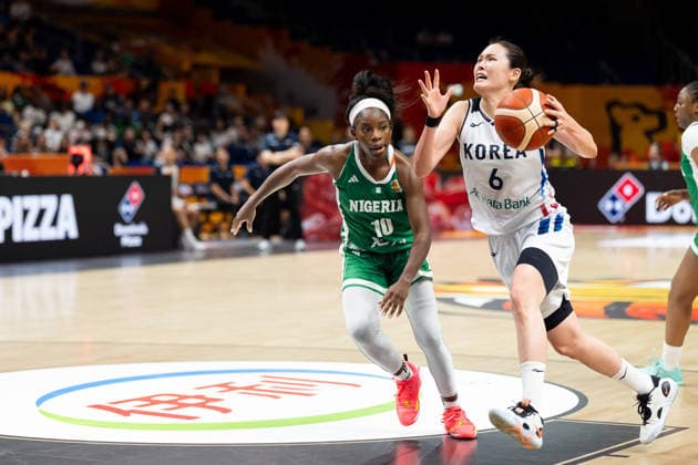 Isaem Choi (Korea), No. 6, dribbling past Promise Amukamara (Nigeria), No. 10, GER, Korea vs. Nigeria, Basketball, 2026 FIBA Women’s World Cup, Group Stage, Matchday 1, September 4, 2026, GER, Korea vs. Nigeria, Basketball, FIBA Women’s World Cup 2026, Matchday 1, September 4, 2026, Berlin Copyright: xEibner-Pressefoto MaxxVincenx EP_MVN