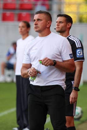 Coach Mersad Selimbegovic, head coach of Alemannia Aachen, remains skeptical ahead of the FC Ingolstadt 04 vs. Alemannia Aachen match on September 4, 2026, DFB regulations prohibit any use of photographs as image sequences and or quasi-video. GER, Soccer, 3. Liga, Matchday 4, FC Ingolstadt 04 vs. Alemannia Aachen, September 4, 2026, Audi Sportpark Ingolstadt Copyright: xEibner-Pressefoto OliverxSTRISCHx EP-OSH