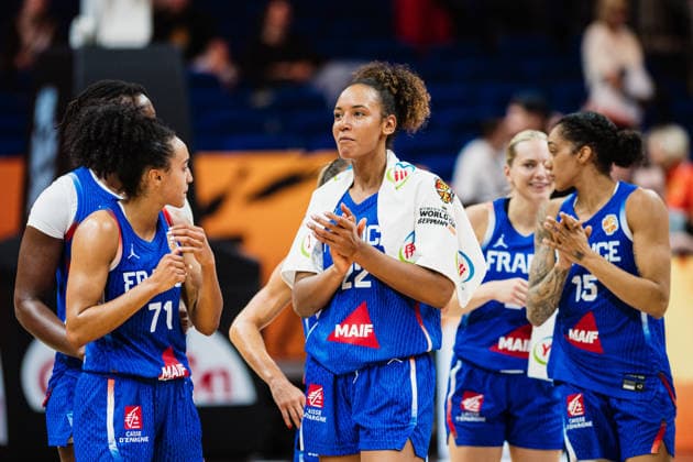 2026 FIBA Women’s Basketball World Cup: Hungary vs. France, September 4, 2026: France defeats Hungary; here they are clapping their hands. Marieme Badiane (France), 22. Basketball, FIBA Women’s Basketball World Cup 2026, group stage, Group B, Matchday 1: Hungary vs. France on September 4, 2026, at the Uber Arena, Berlin Copyright: xBEAUTIFULxSPORTS Tonhäuserx