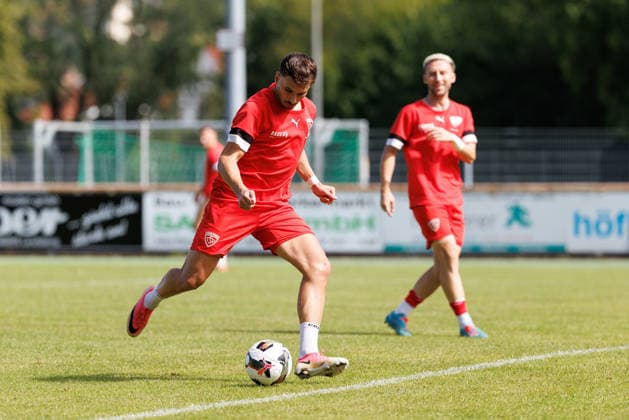 Samed Bahar 8, TSV Buchbach, warming up before the match between TSV Landsberg and TSV Buchbach, soccer, men’s, Bavarian Regional League, 2026–2027, Matchday 7 on September 5, 2026, in Landsberg am Lech, Sportpark, Bavaria, Germany