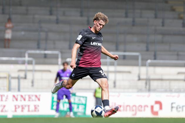 Rouven Tarnutzer, SC Freiburg II, 30 minutes on the field, Germany, soccer, Regionalliga Südwest, Matchday 5, 2026–2027, SC Freiburg II vs. TSV Steinbach Haiger, September 5, 2026, Dreisamstadion, Freiburg, Dreisamstadion, Baden-Württemberg, Germany Copyright: xArnexAmbergx