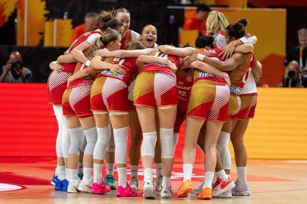 Hungarian team celebrates after victory at the end of the game, GER, Nigeria vs. Hungary, Basketball, FIBA Women s World Cup 2026, Group Stage, Matchday 2, September 5, 2026, GER, Nigeria vs. Hungary, Basketball, FIBA Women’s World Cup 2026, Group Stage, Matchday 2, September 5, 2026, Berlin Copyright: xEibner-Pressefoto MaxxVincenx EP_MVN