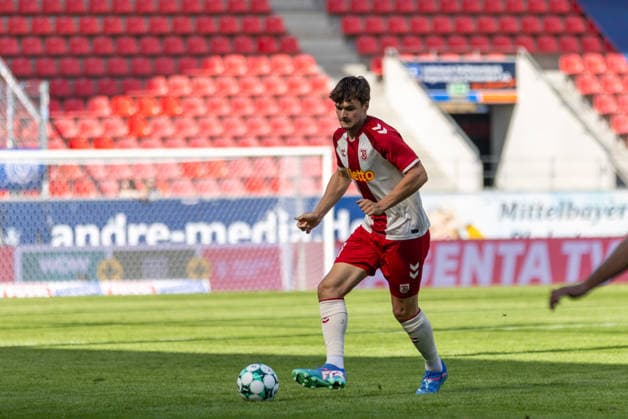 September 5, 2026, Soccer, GER, Season, 3rd Division, 2026–2027 Season, Matchday 4, SSV Jahn Regensburg vs. MSV Duisburg, Leo Mätzler, SSV Jahn Regensburg. DFL regulations prohibit any use of photographs as image sequences and or quasi-video.