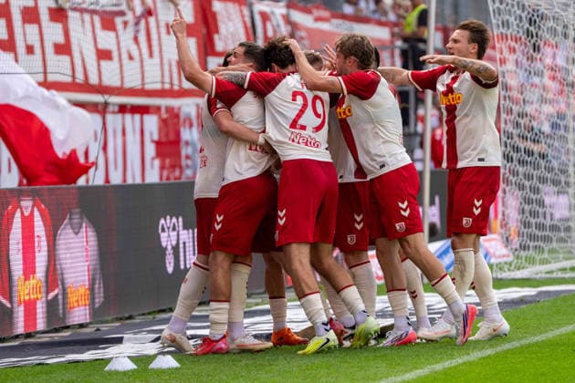 Goal Celebration 1-0 Jahn Regensburg Jahn Regensburg vs. MSV Duisburg, Soccer, 3rd Division, Matchday 4, September 5, 2026 Jahn Regensburg vs. MSV Duisburg, Soccer, 3rd Division, September 5, 2026, Regensburg Copyright: xEibner-Pressefotox EP_EER