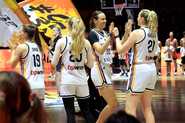 September 5, 2026, GER, Women s Basketball, Women s Basketball World Cup, 2026, Matchday 1, Germany vs. Japan (German players), Lina Sontag (Germany 24), Marie Guelich (Germany 21), Frieda Buehner (Germany 20), Max Schmeling Halle, Berlin, Germany Copyright: xNordphotox xEnglerx