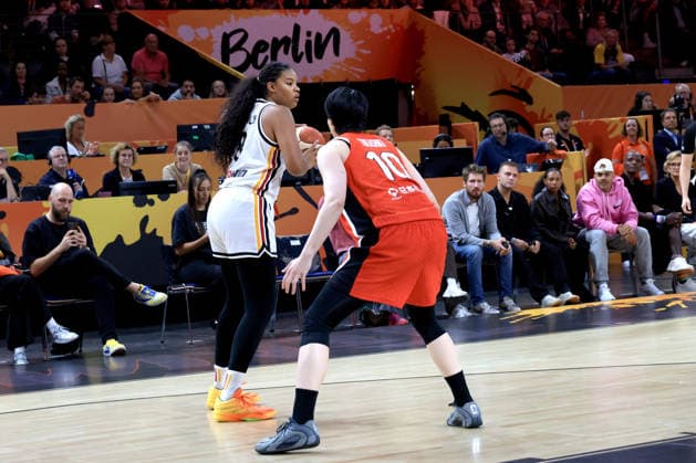 September 5, 2026, GER, Women s Basketball, Women s Basketball World Cup, 2026, Matchday 1, Germany vs. Japan; Nyara Sabally (Germany) 8, Ramu Tokashiki (Japan) 10; Berlin, Max-Schmeling-Halle, Berlin, Germany Copyright: xNordphotox xEnglerx